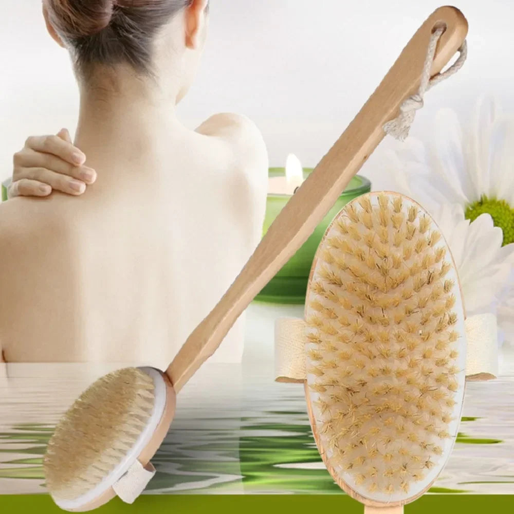 Brosse pour le corps à long manche en bois