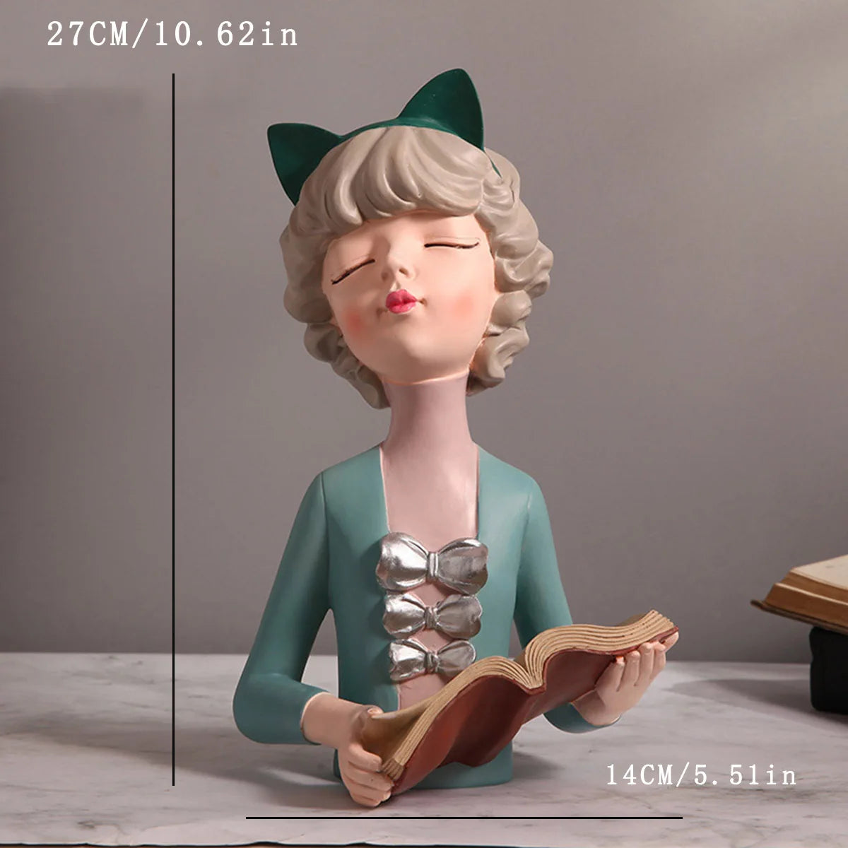 Statue moderne de fille en résine