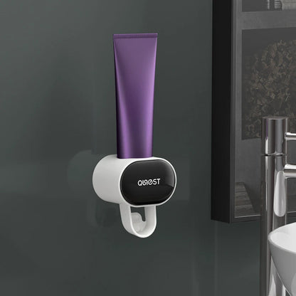 Distributeur automatique de dentifrice